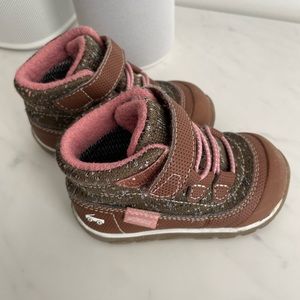 See Kai Run warm sneakers/boots